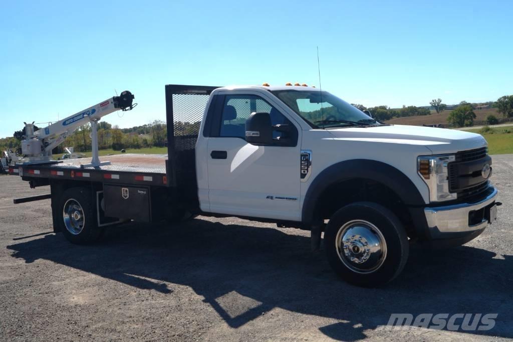 Ford F 550 XL SD Camiones grúa