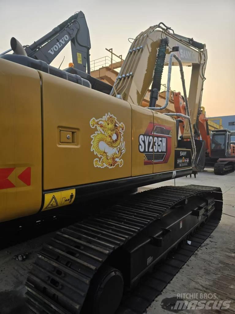 Sany SY 235 C Excavadoras de cadenas