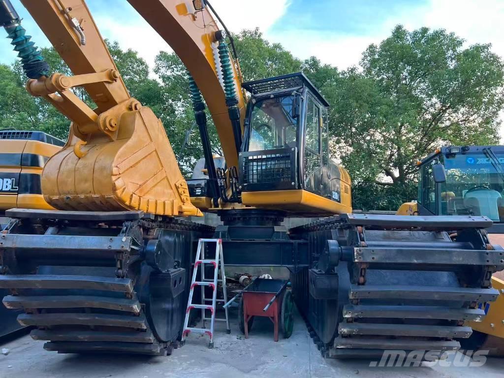 CAT 320D2 Excavadoras anfibio