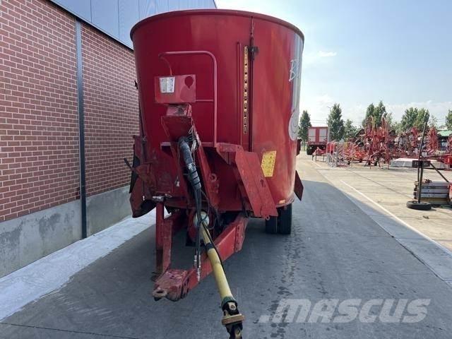 Peecon 26M³ Mezcladoras distribuidoras