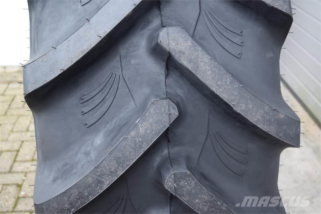  520/70R34 ***GRI*** Neumáticos, ruedas y llantas