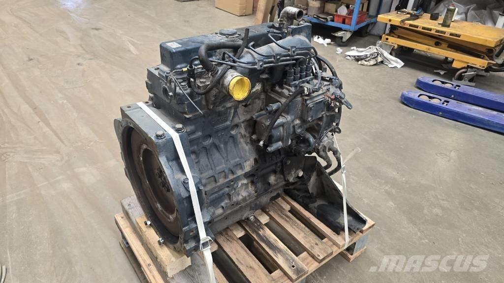 Kubota V 2403 Motores