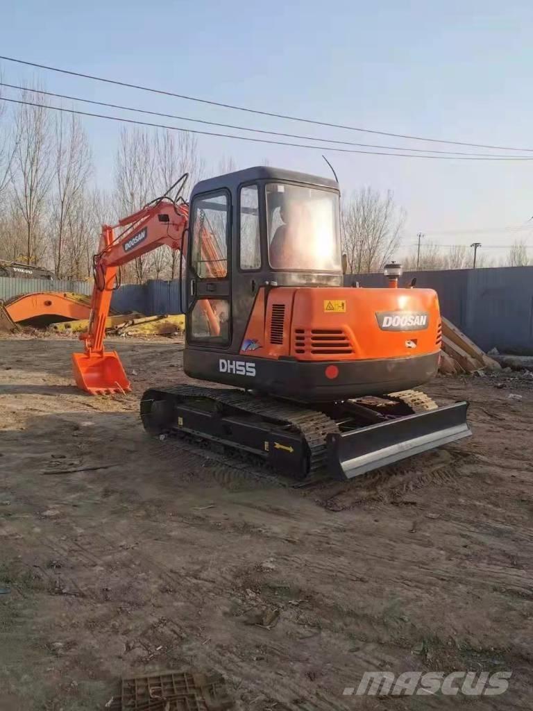 Doosan DH55 Mini excavadoras < 7t