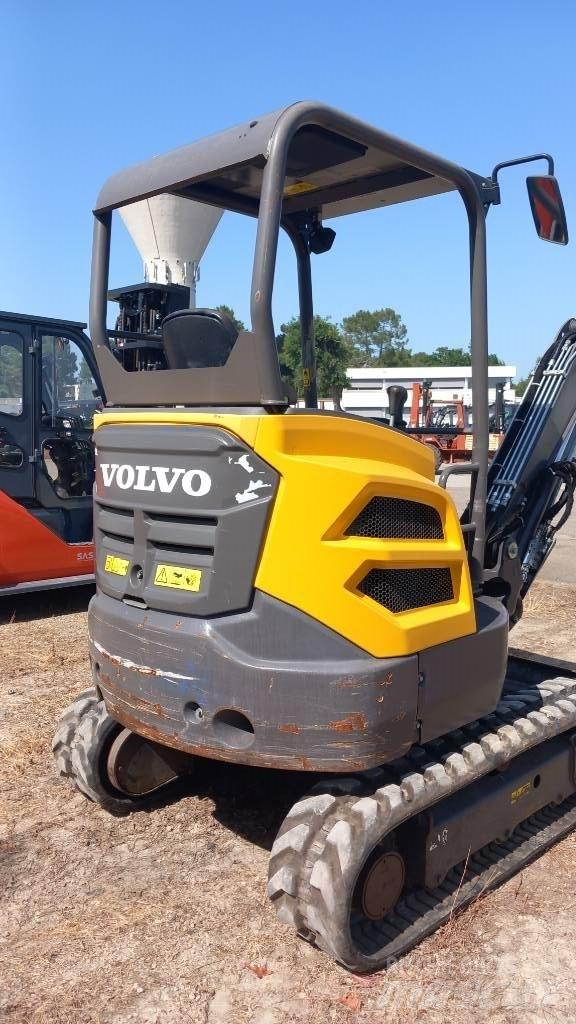 Volvo EC 27 D Mini excavadoras < 7t