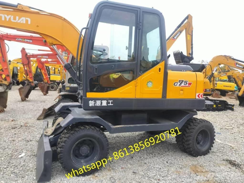 Xinyuan XYB75W Excavadoras de cadenas