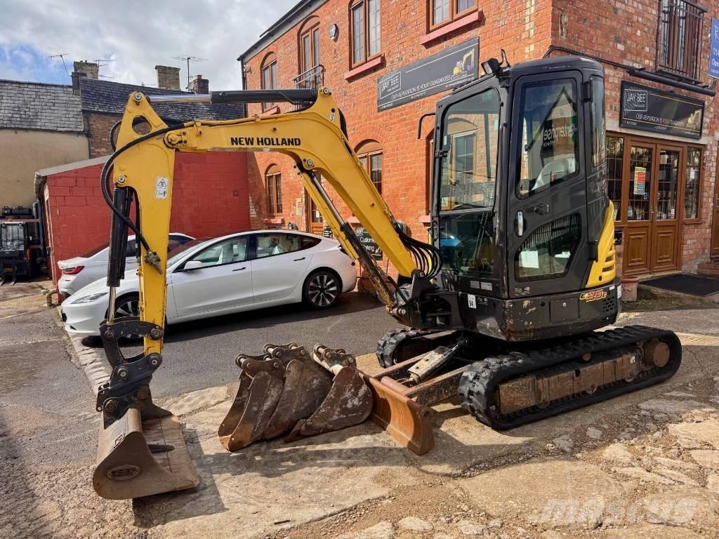 New Holland E26C Mini excavadoras < 7t