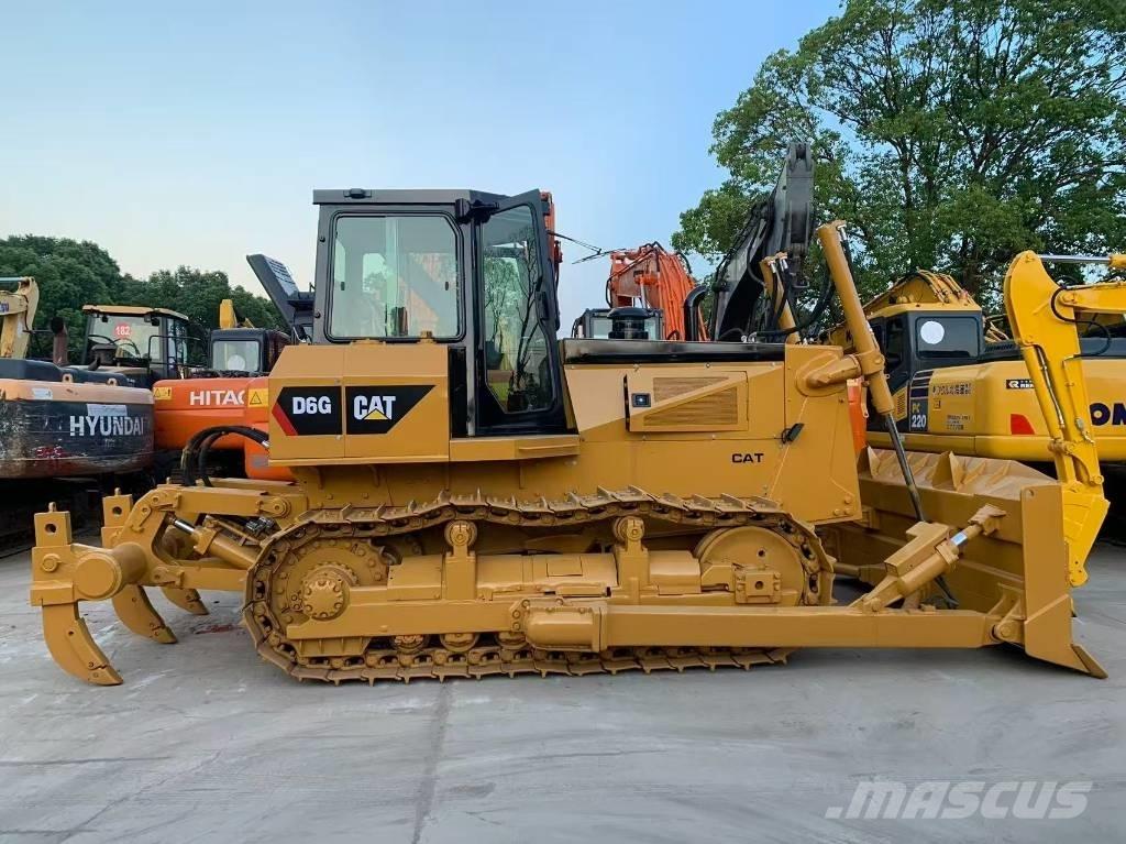 CAT D 6 G Buldozer sobre oruga