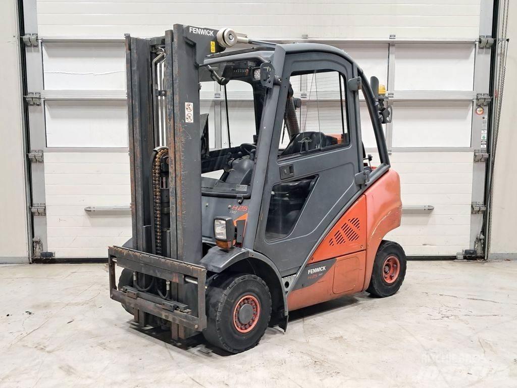 Linde H25T-02 Carretillas LPG