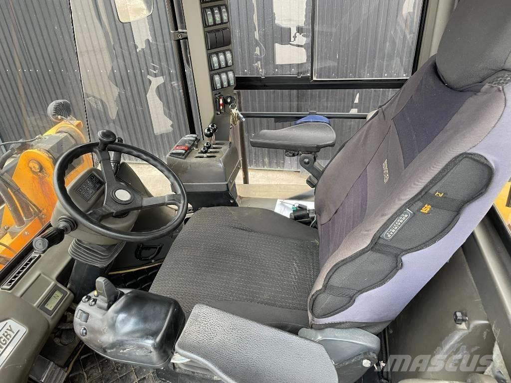 Ljungby L 13 Cargadoras sobre ruedas