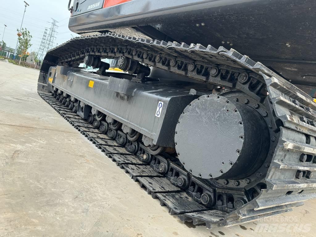 Doosan DX 225 LC-9C Excavadoras de cadenas