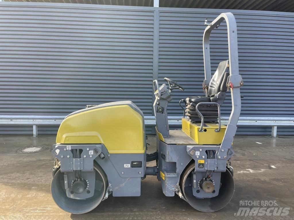 Dynapac CC1200 Rodillos de doble tambor
