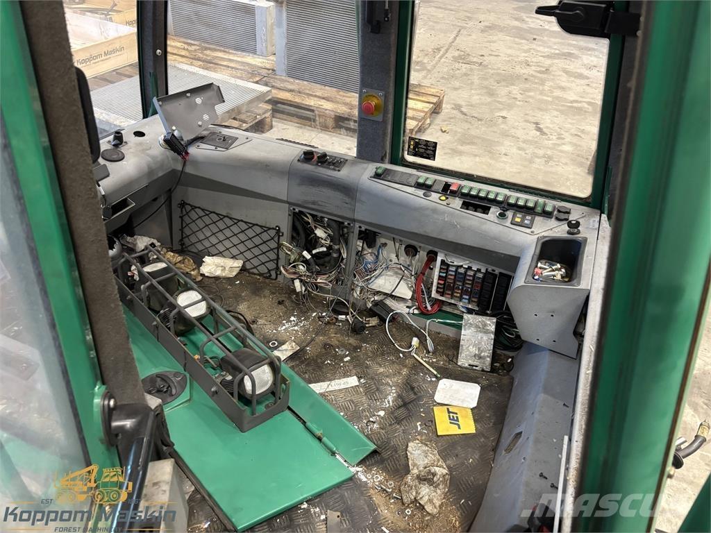 Gremo  Cabinas e interior