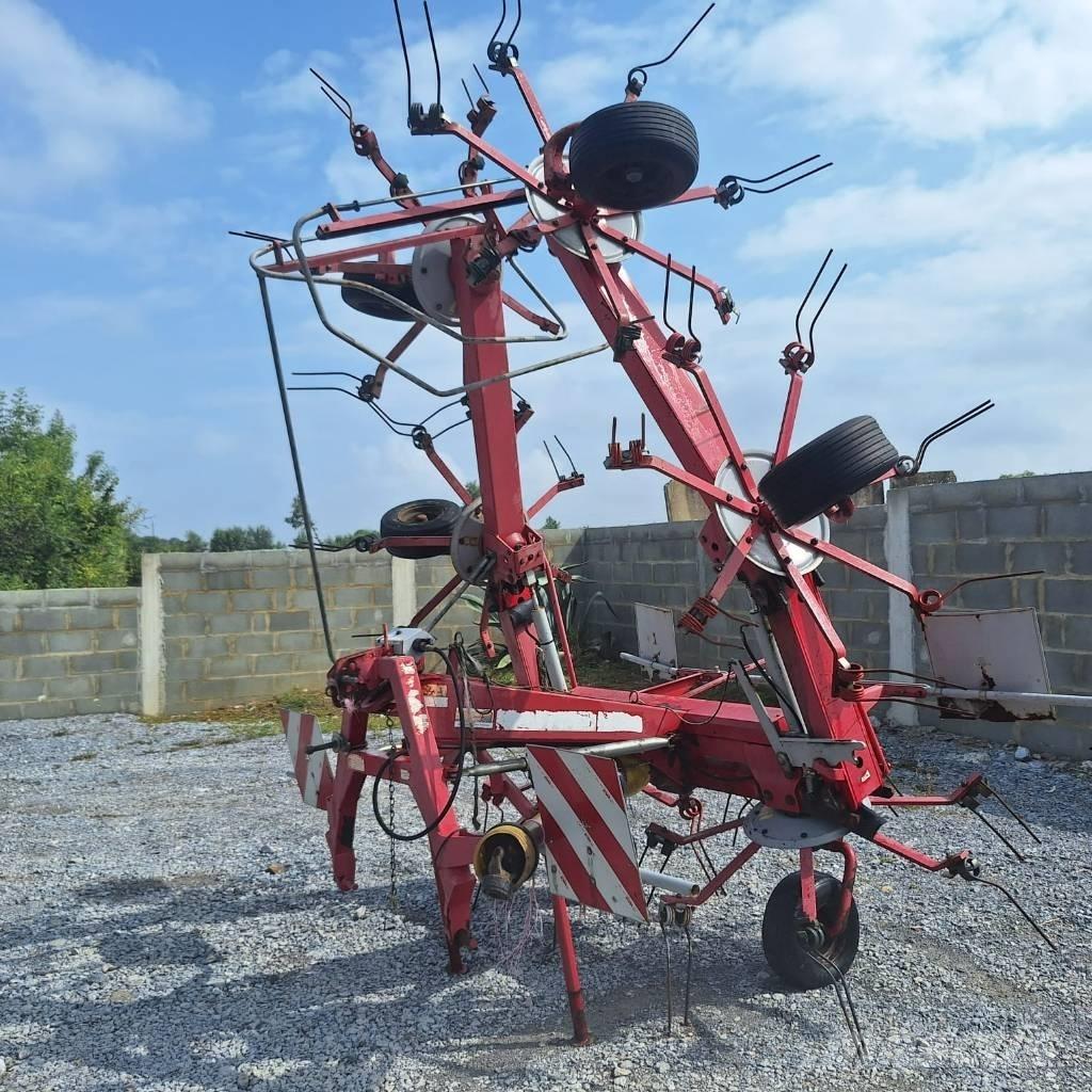 Kverneland Z765 Rastrillos y henificadores