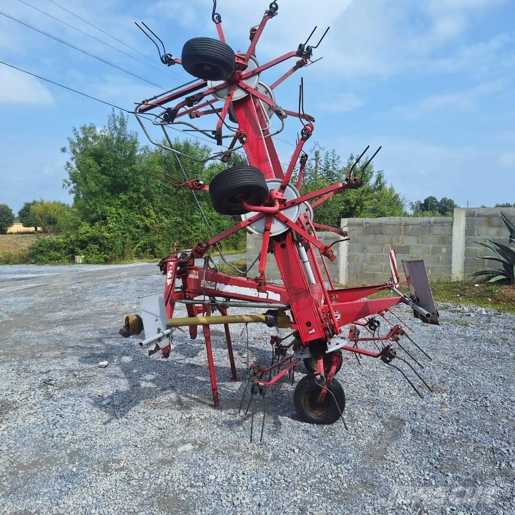Kverneland Z765 Rastrillos y henificadores
