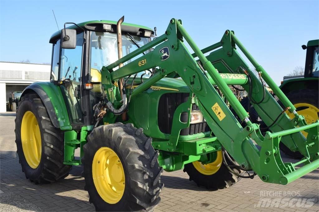John Deere 6220 Tractores