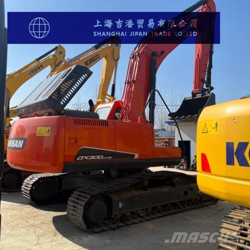 Doosan DX 300 Excavadoras de cadenas