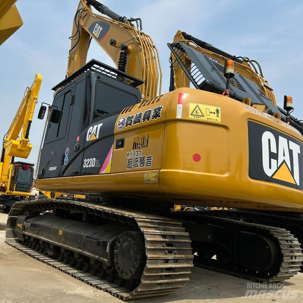 CAT 323D2L Excavadoras de cadenas