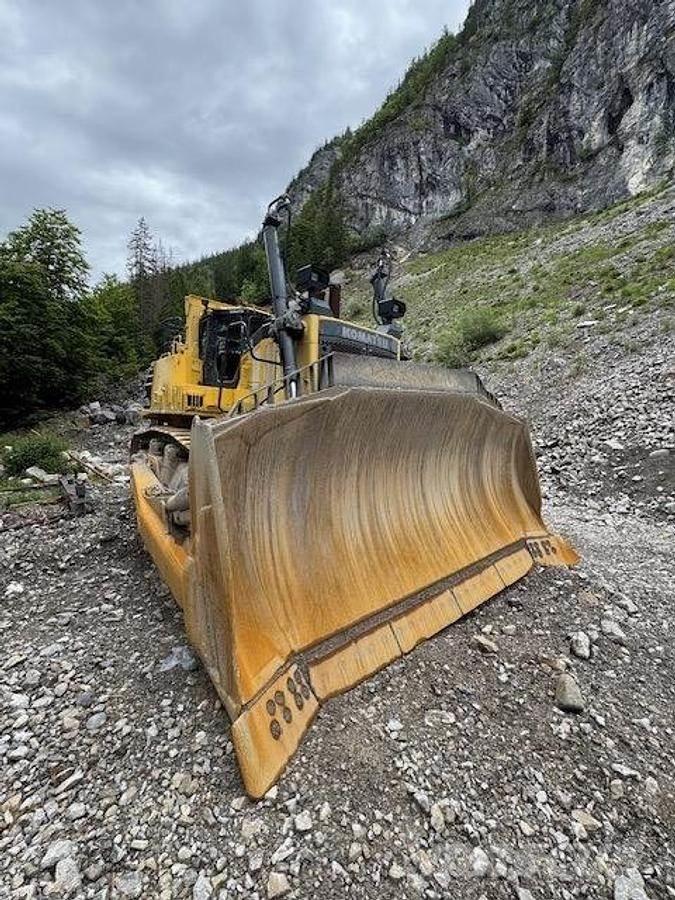 Komatsu D375A-8 Buldozer sobre oruga