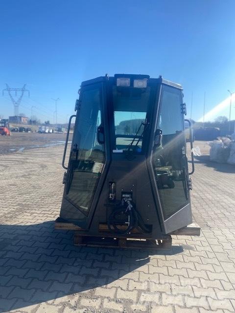 CASE D 1650 NEW CAB Cabinas e interior