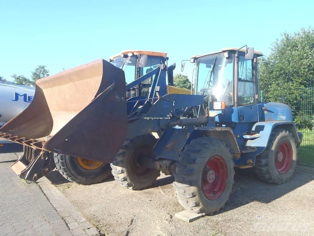 Volvo BM L45 defekt Cargadoras sobre ruedas