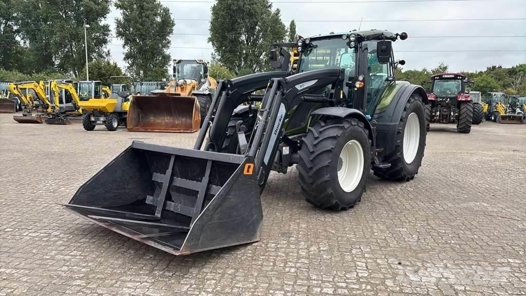 Valtra N175 Tractores