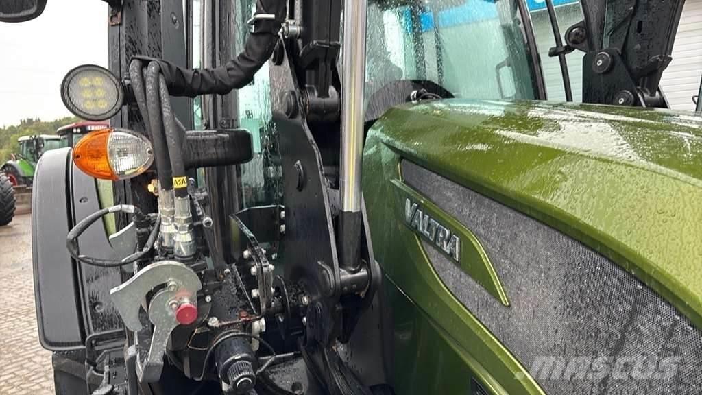 Valtra N175 Tractores