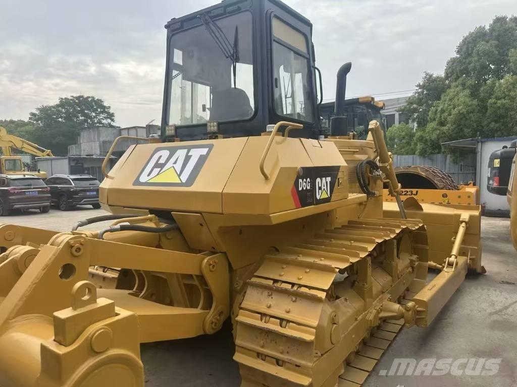 CAT D 6 G Buldozer sobre oruga