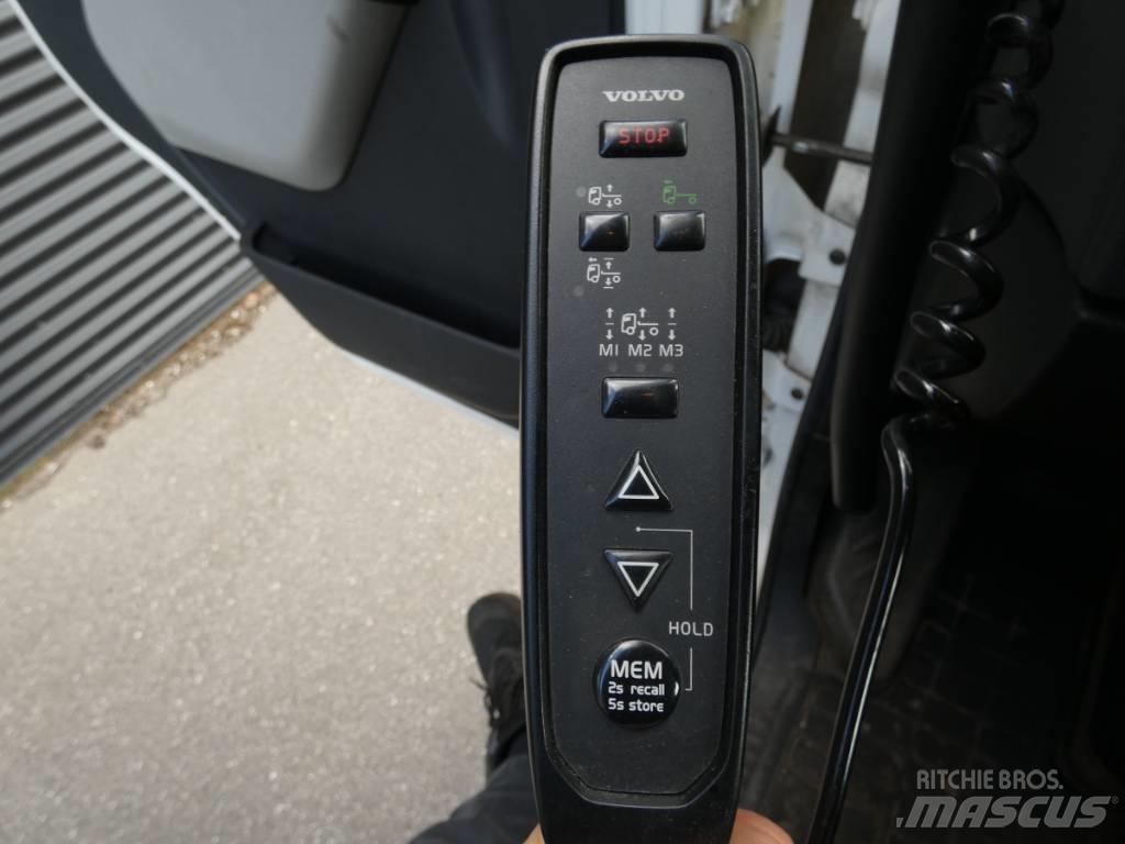 Volvo FE 320 Camiones portacoches