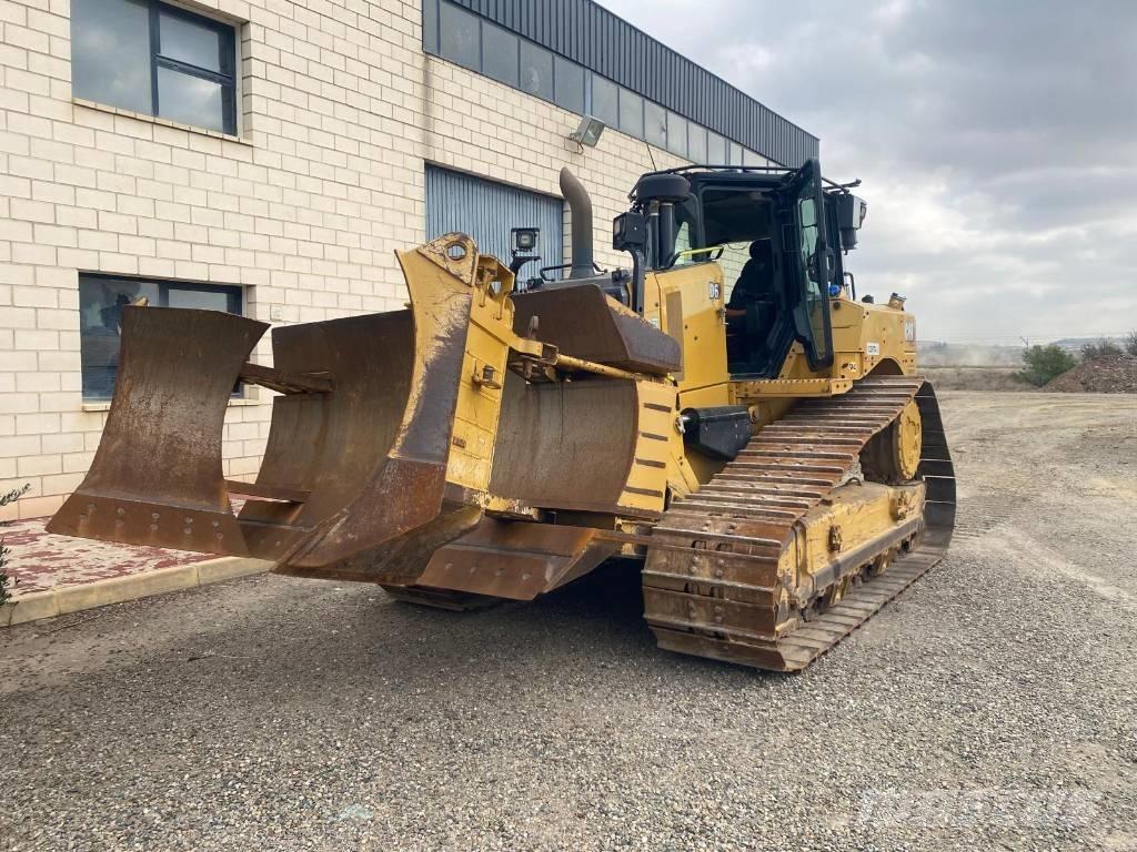 CAT D 6 Buldozer sobre oruga