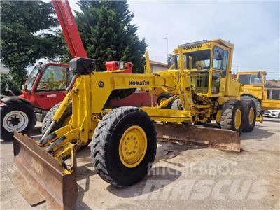 Komatsu GD 521 A-1 Motoniveladoras