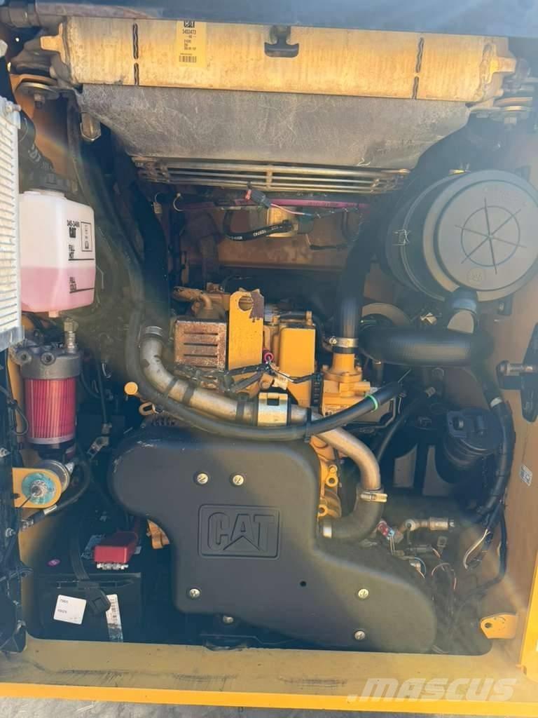 CAT 279 D3 Minicargadoras