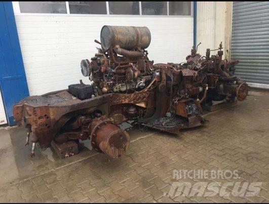 CLAAS Axion 950   Arm Plataformas y cucharones