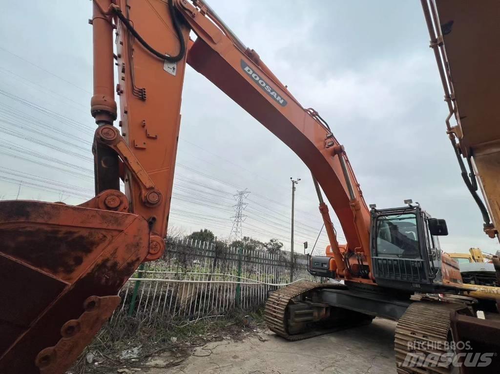 Doosan DX 500 LCA Excavadoras de cadenas