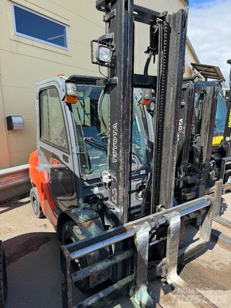 Toyota 02-8FDF30 Carretillas diesel