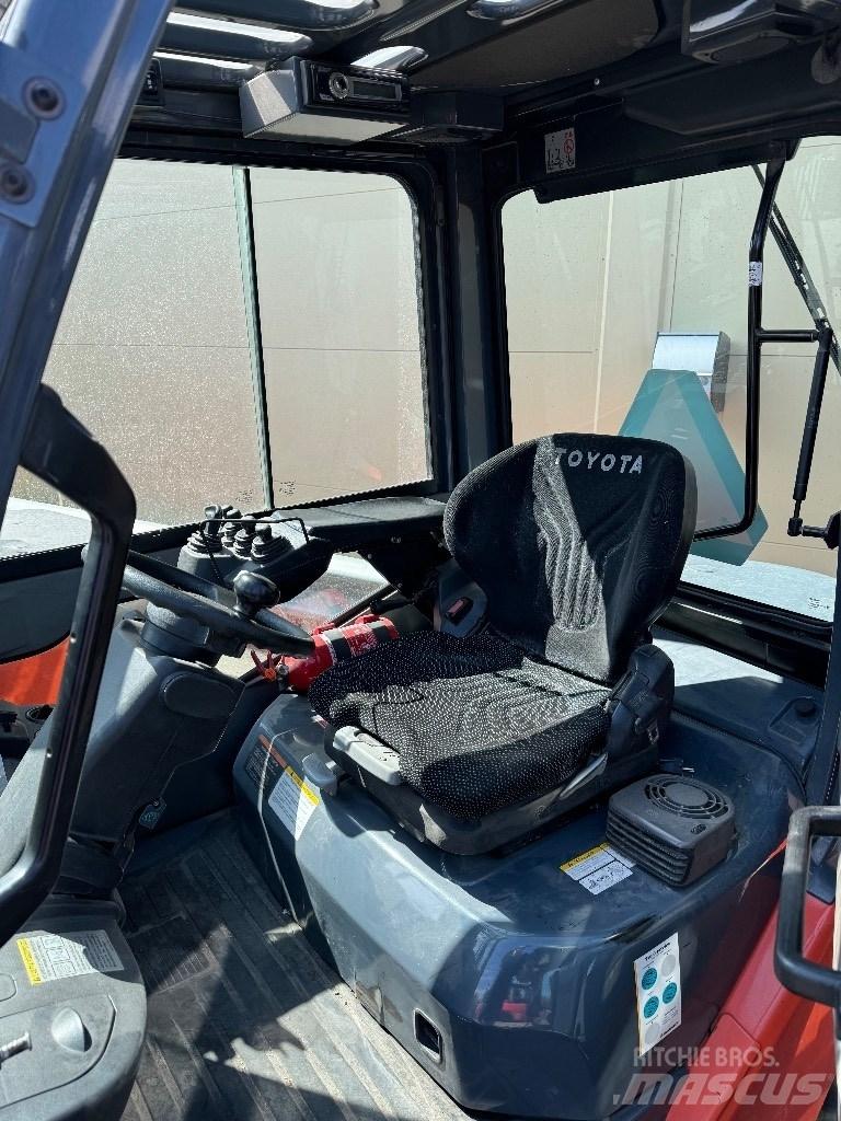 Toyota 02-8FDF30 Carretillas diesel
