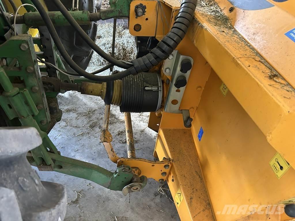 Belair G Desmenuzadoras, cortadoras y desenrolladoras de pacas