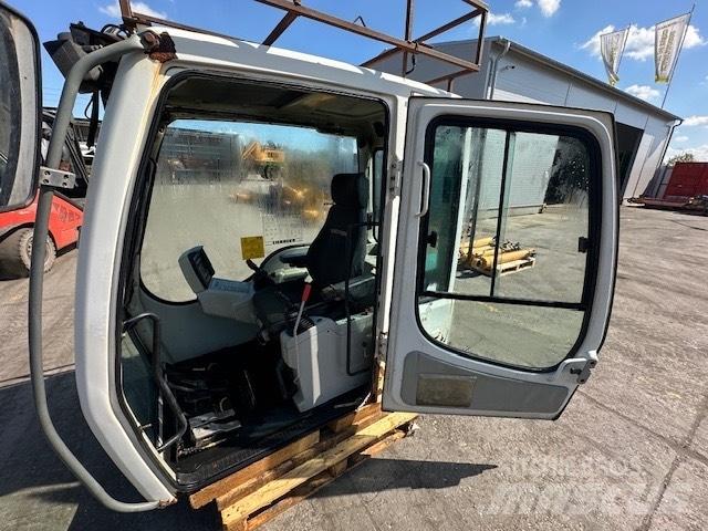 Liebherr R 914 C CAB Cabinas e interior