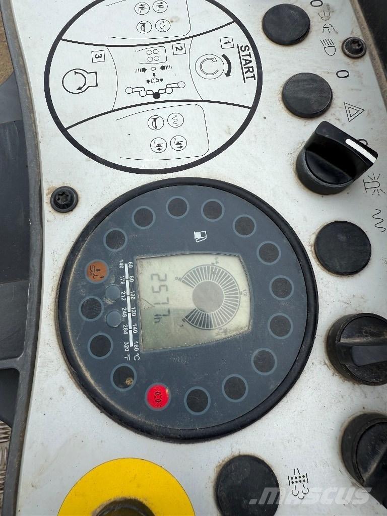 Bomag BW 120 AD-5 Rodillos de doble tambor