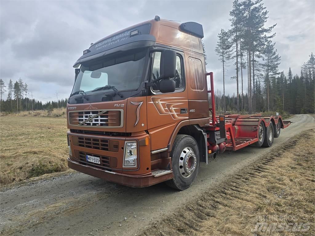 Volvo FM12 8x2 Camiones de transporte de maquinaria forestal