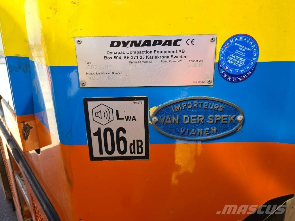 Dynapac CG 233 HF Rodillos de doble tambor