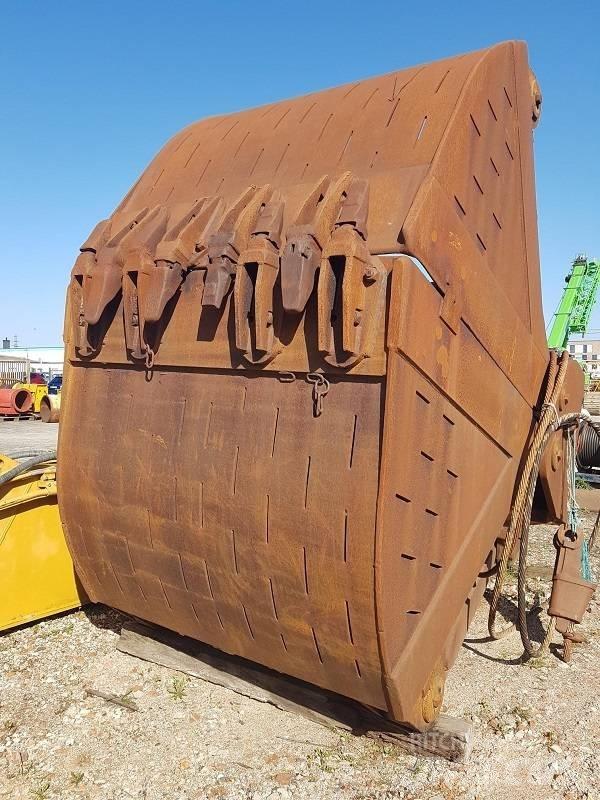  KRÖGER, KROEGER 5 cbm Pinzas