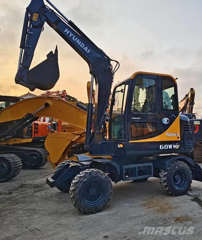 Hyundai R60W Excavadoras de ruedas