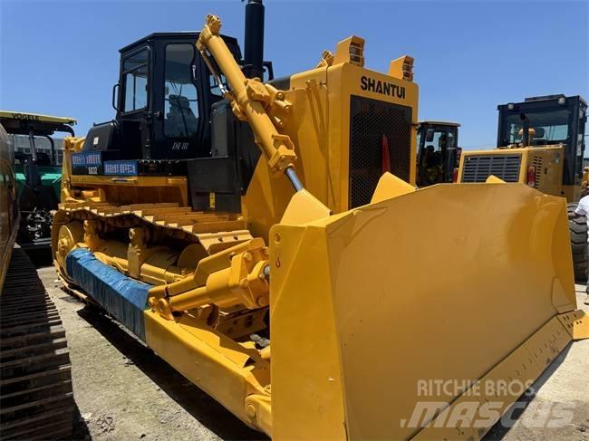 Shantui SD 32 Buldozer sobre oruga