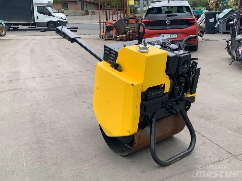 Mecalac MBR 71 Rodillos vibratorios arrastrados