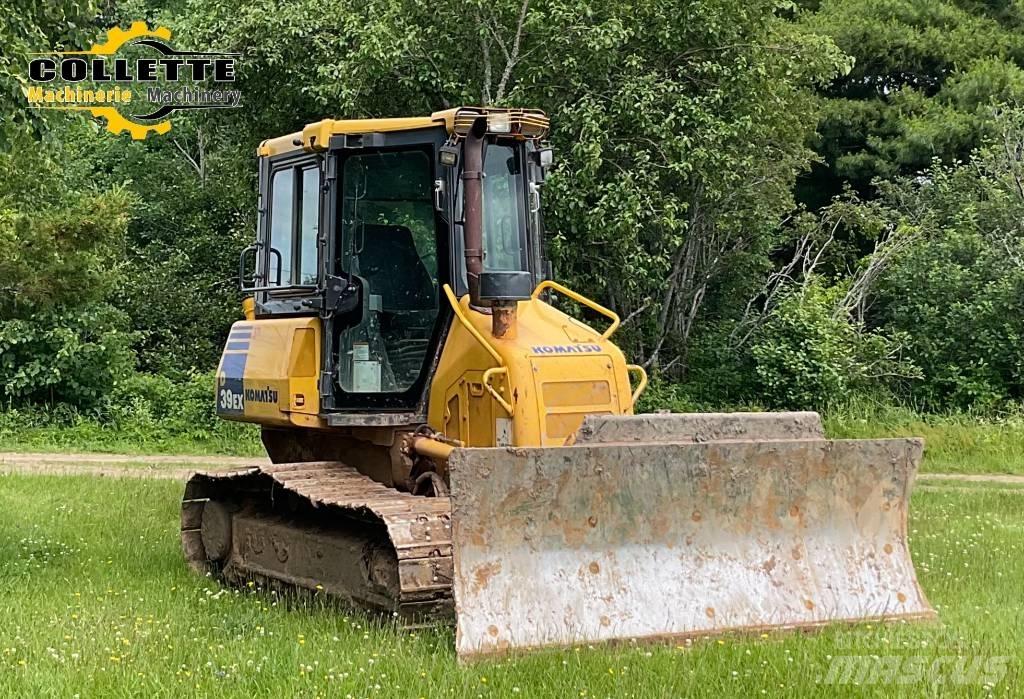 Komatsu D 39 EX-22 Buldozer sobre oruga