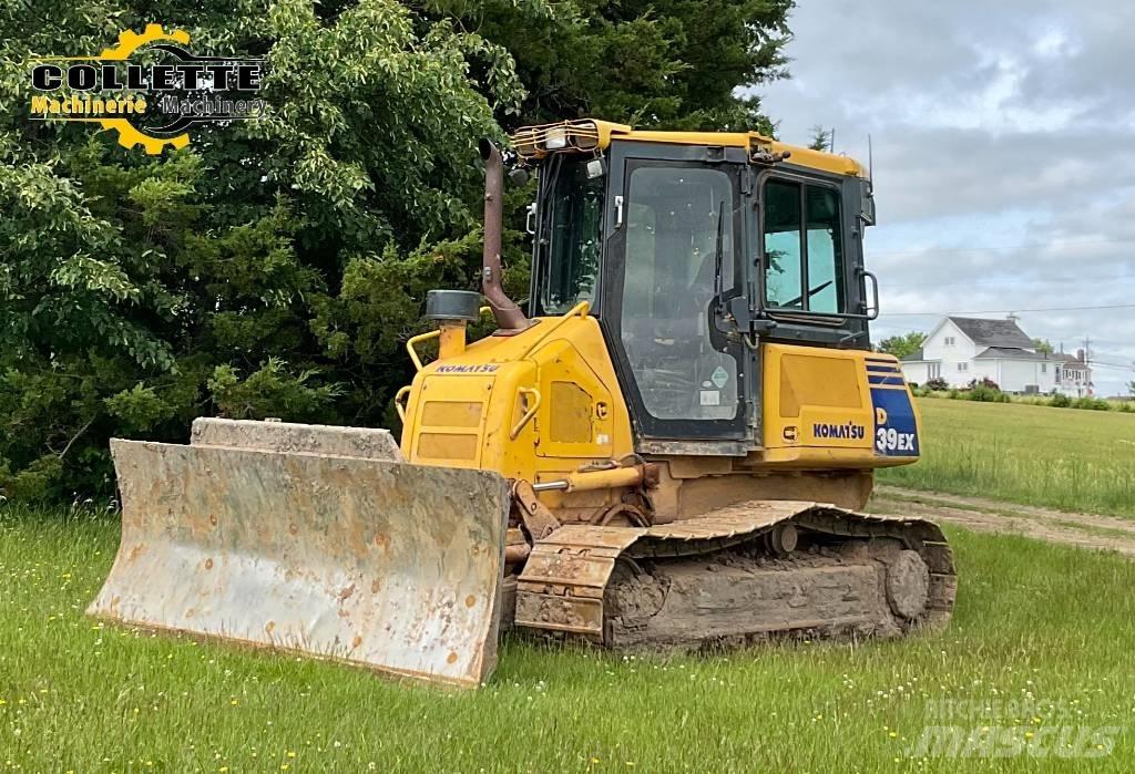 Komatsu D 39 EX-22 Buldozer sobre oruga