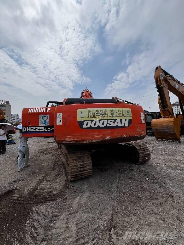 Doosan DH 225 LC-7 Excavadoras de cadenas
