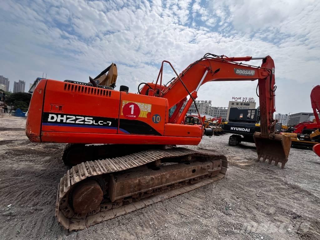 Doosan DH 225 LC-7 Excavadoras de cadenas