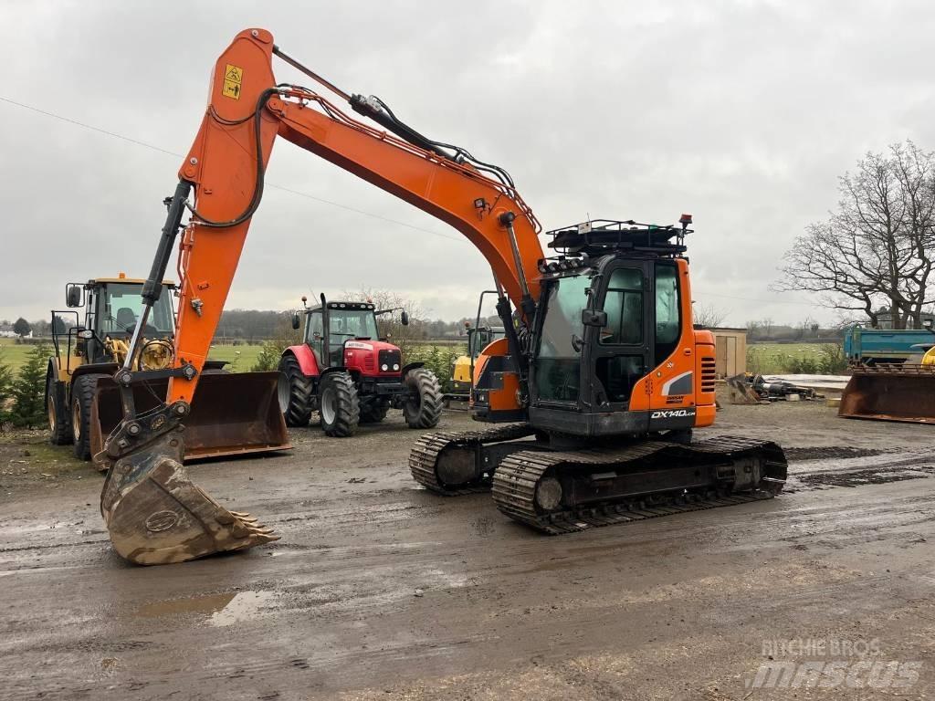 Doosan DX 140 LCR-5 Excavadoras de cadenas