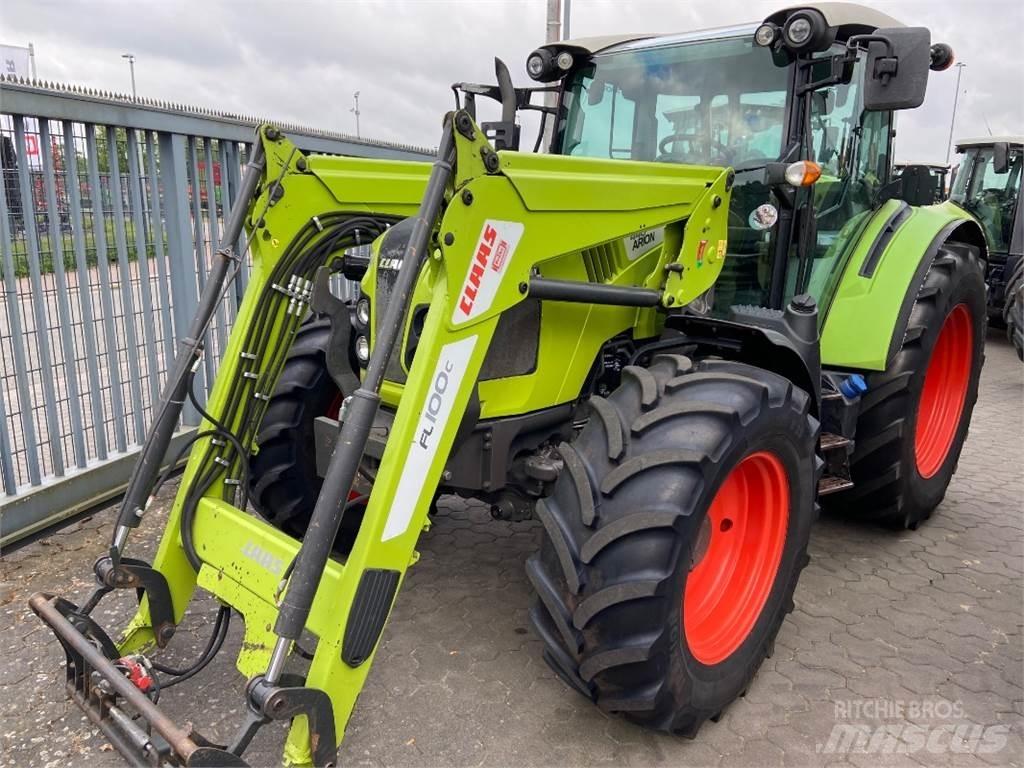 CLAAS Arion 440 Tractores
